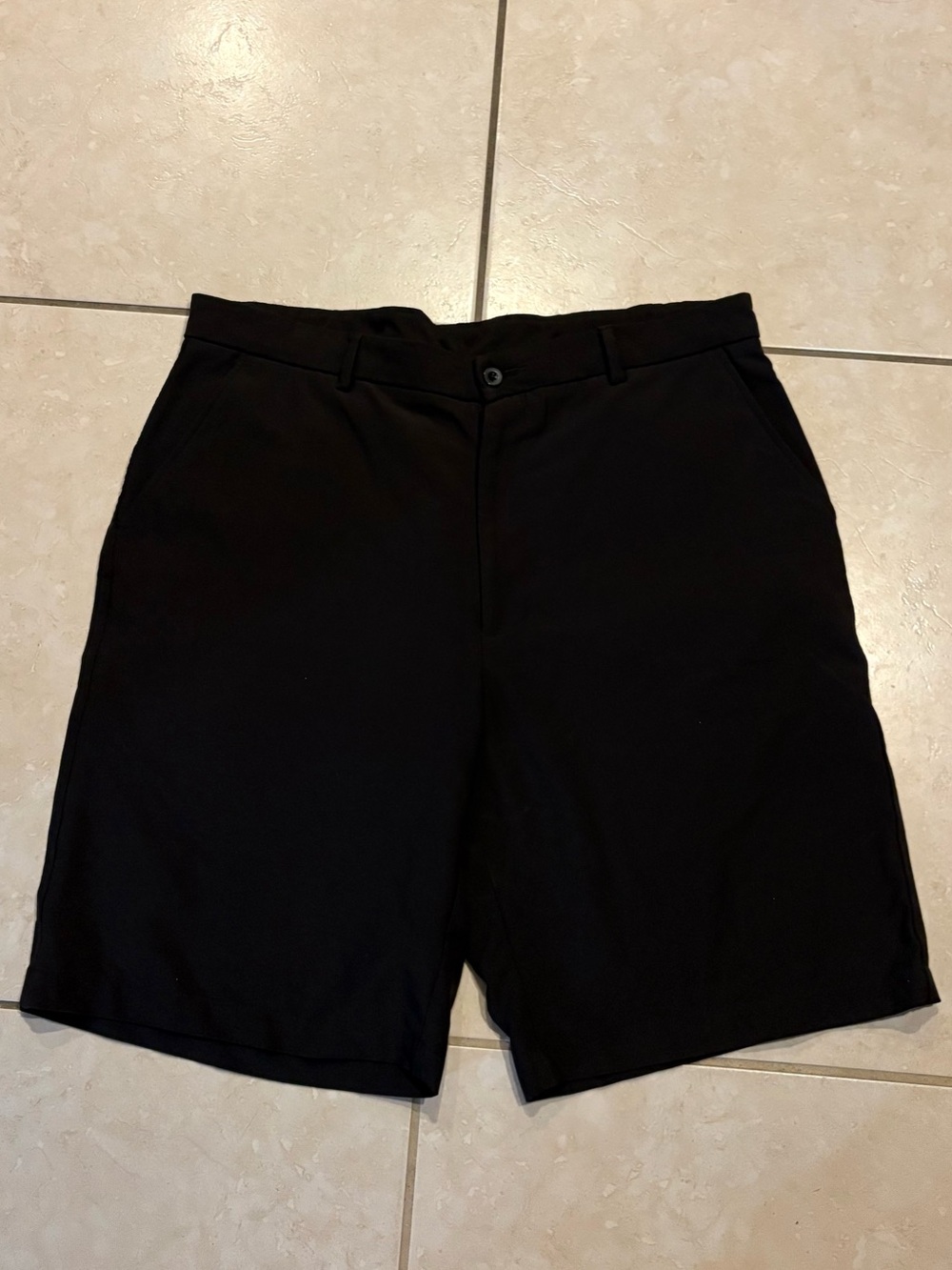 Tommy Armour black shorts, Size 36"